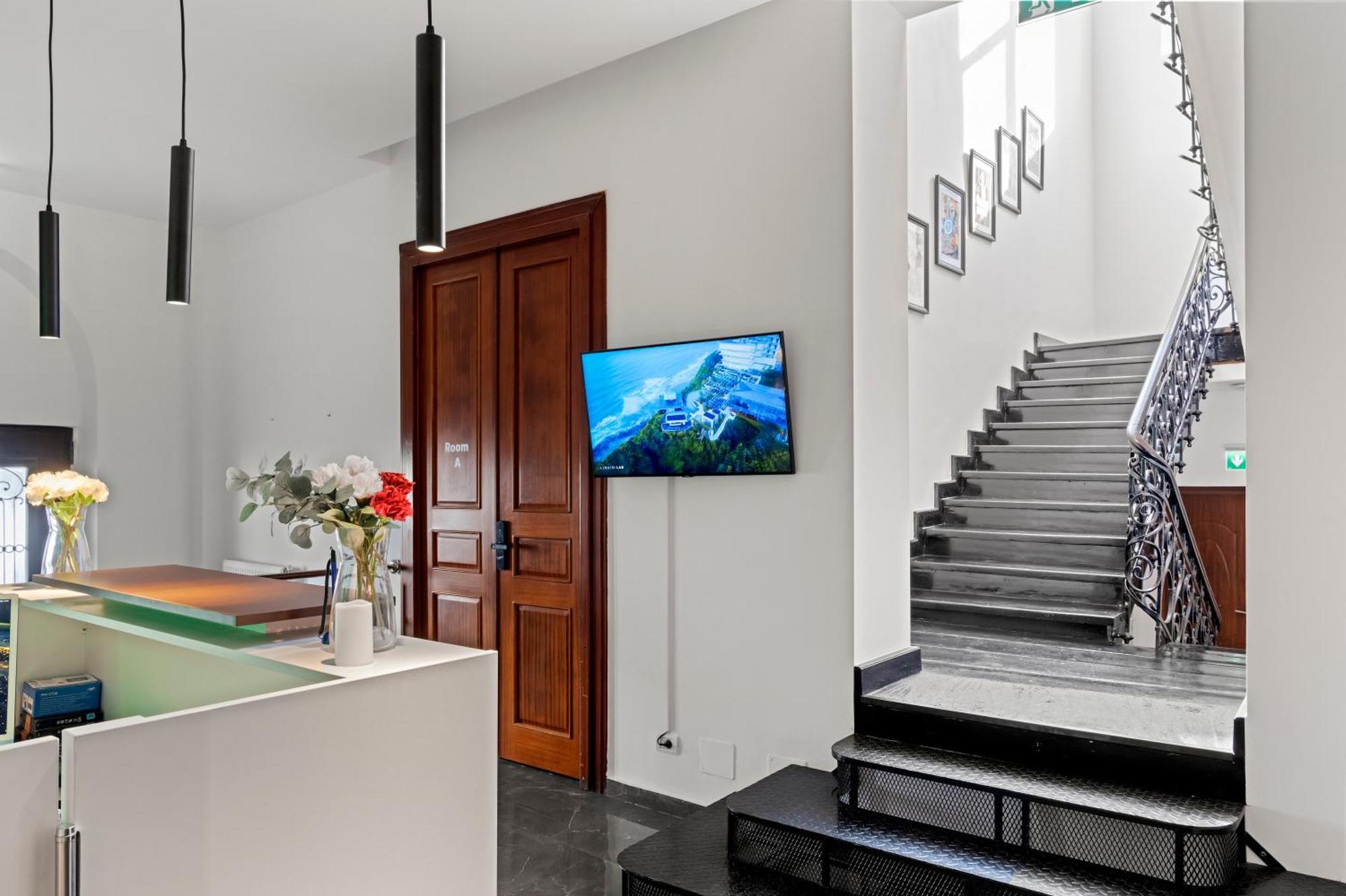 Nest Boutique Hostel Bukares Bagian luar foto