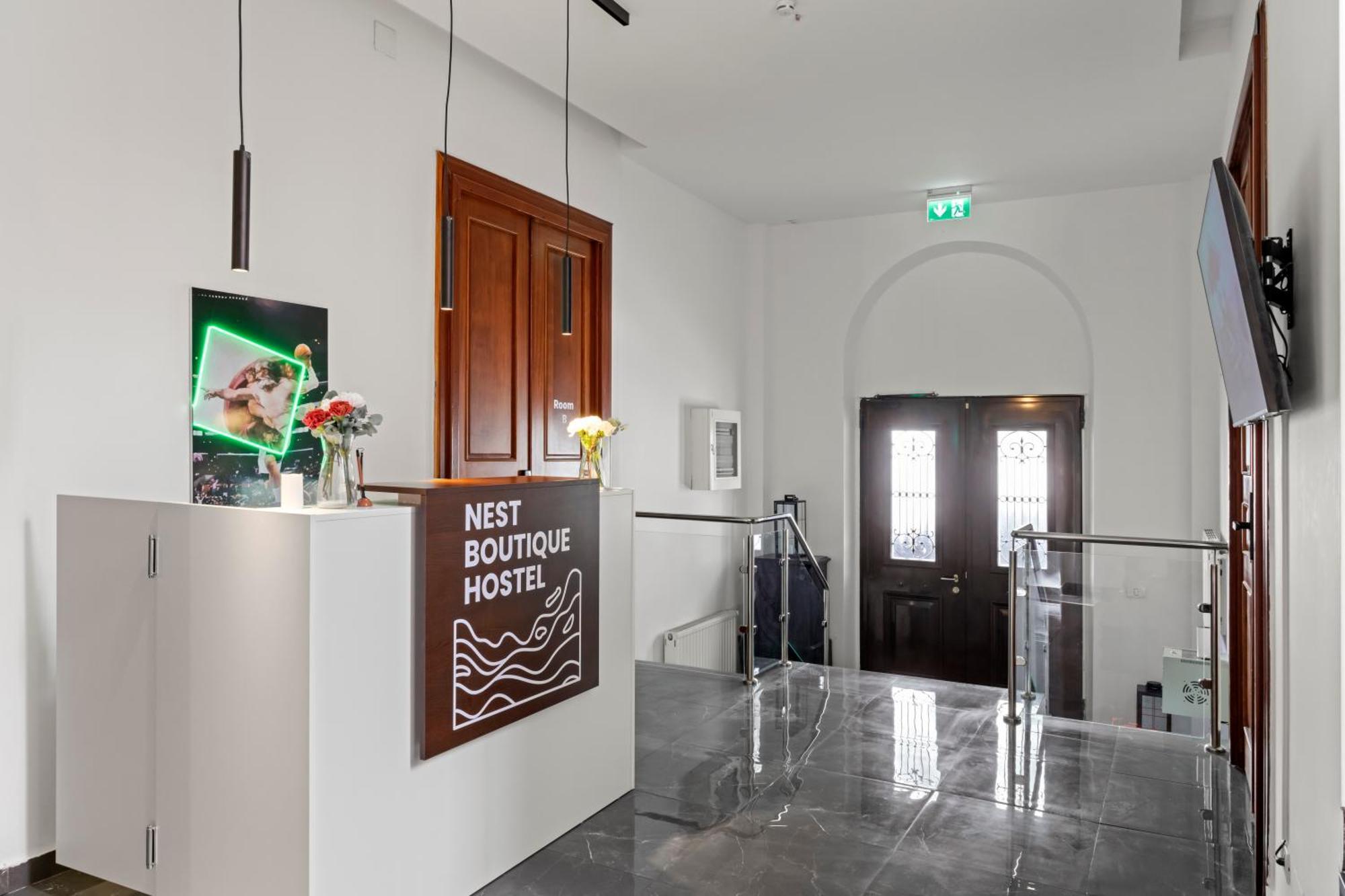 Nest Boutique Hostel Bukares Bagian luar foto