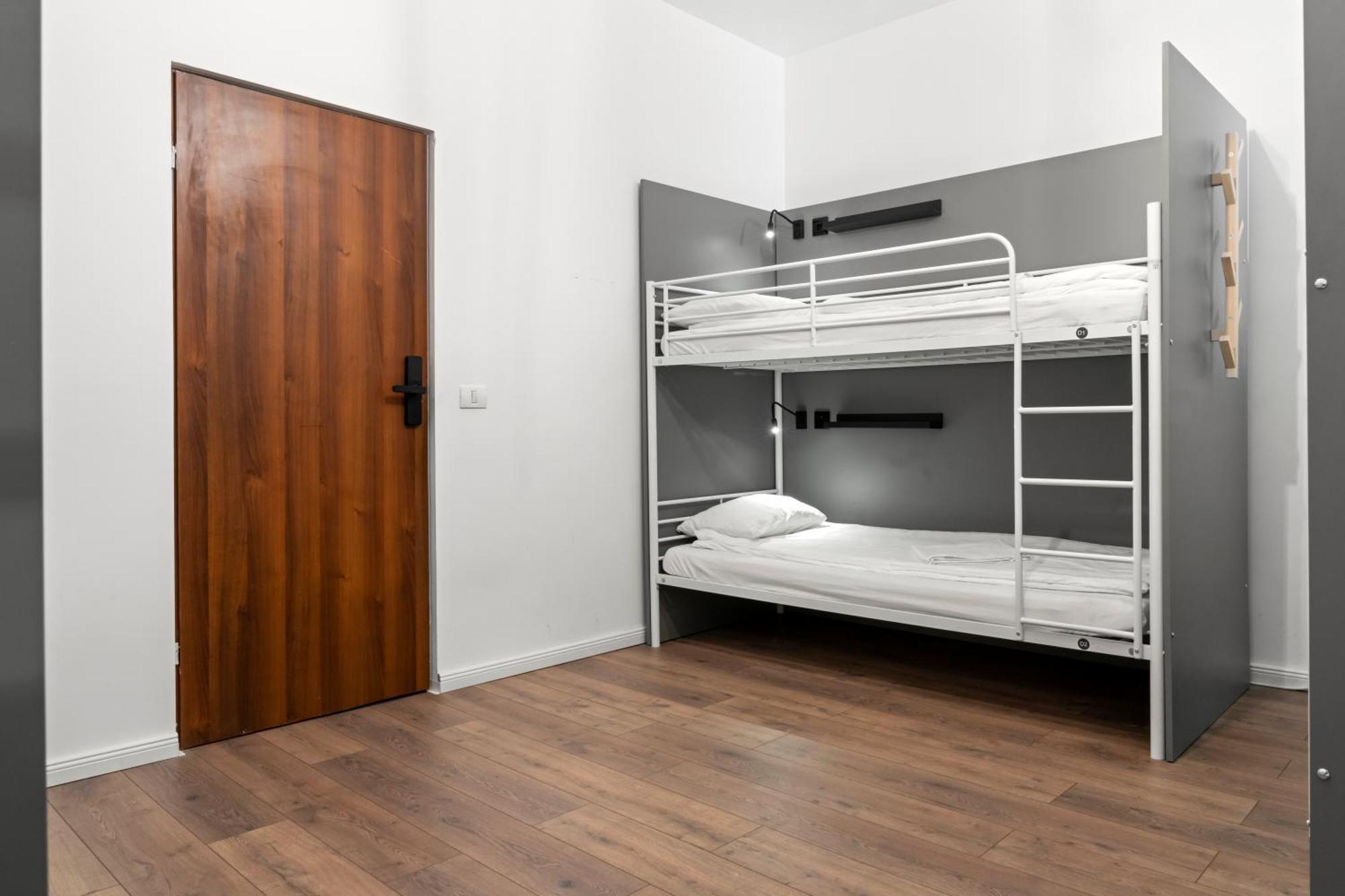 Nest Boutique Hostel Bukares Bagian luar foto